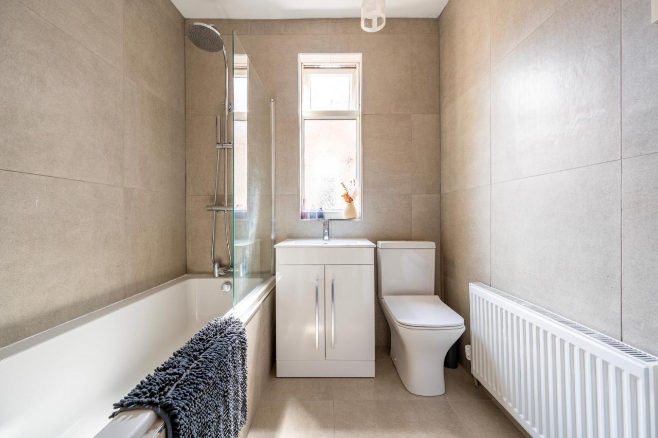 Luxury Liverpool Accommodation Buitenkant foto