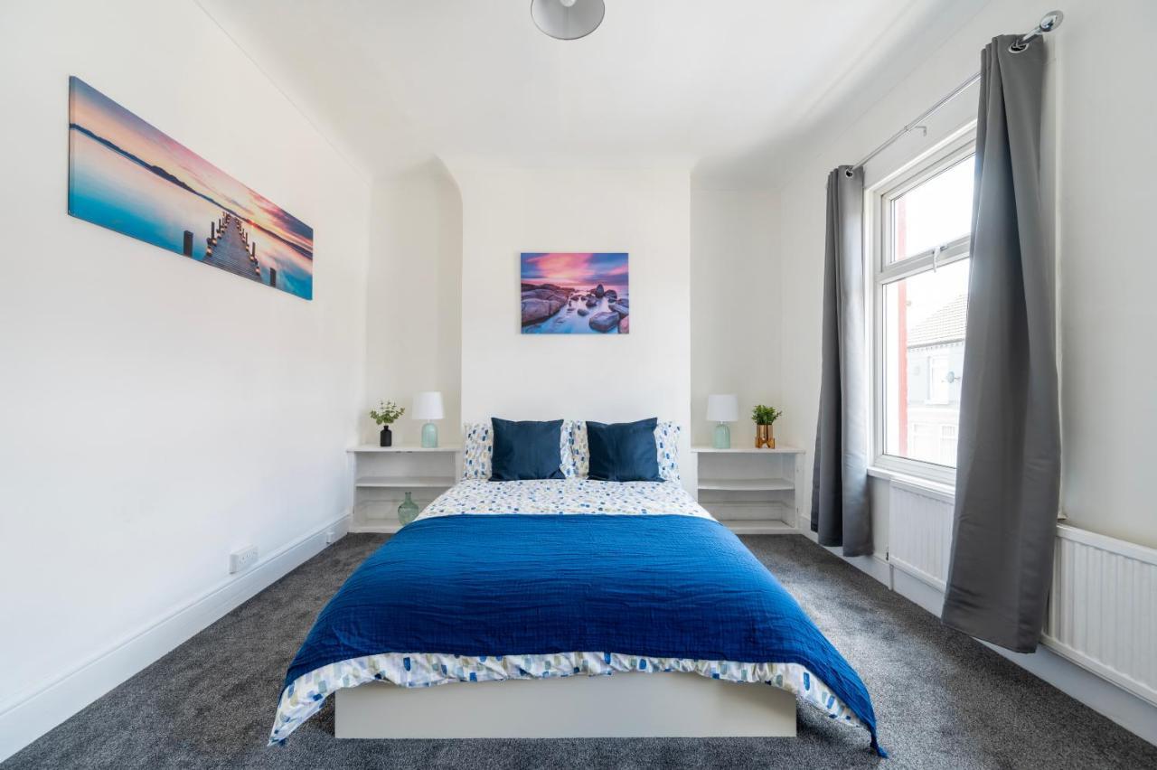 Luxury Liverpool Accommodation Buitenkant foto